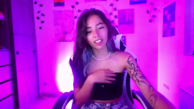 IvyStone  online show from 03-12-26, 12:06