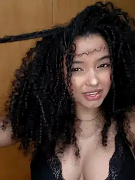 Snapshot of pandinhagamer chatting on 02-21-26, 01:06 pandinhagamer online show from 02-21-26, 01:06