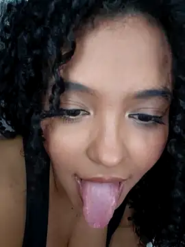 Snapshot of pandinhagamer chatting on 03-28-26, 02:33 pandinhagamer online show from 03-28-26, 02:33