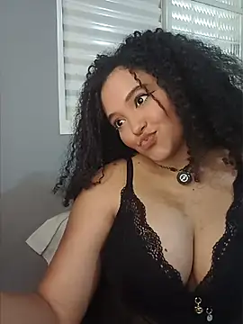 Snapshot of pandinhagamer chatting on 04-03-26, 08:07 pandinhagamer online show from 04-03-26, 08:07