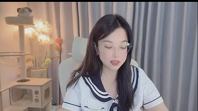 Snapshot of Yumi_yuni chatting on 05-09-26, 02:33 Yumi yuni online show from 05-09-26, 02:33