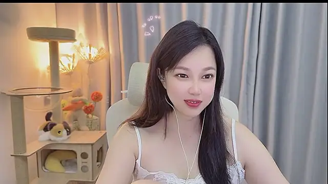 Snapshot of Yumi_yuni chatting on 06-04-26, 01:17 Yumi yuni online show from 06-04-26, 01:17