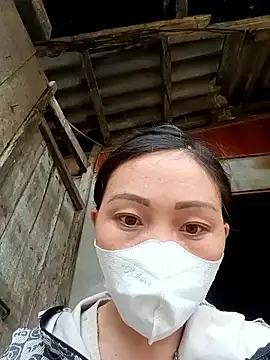 hot-luna- online show from 04-01-26, 01:06