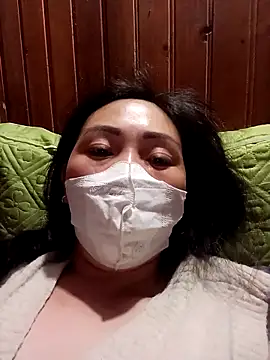 hot-luna- online show from 04-01-26, 07:44