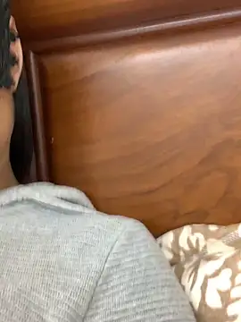 HEENA-STRIP online show from 02-27-26, 09:53