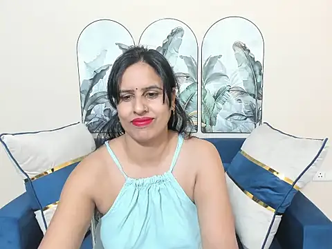 sara conorr online show from 02-20-26, 04:53