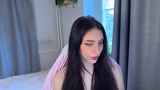 Snapshot of lunawho chatting on 04-13-26, 04:29 lunawho online show from 04-13-26, 04:29