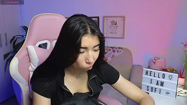 Sofiagomez777 online show from 02-02-26, 01:54