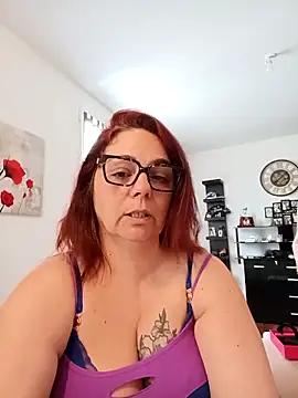 pulpeuse64 online show from 03-08-26, 12:42