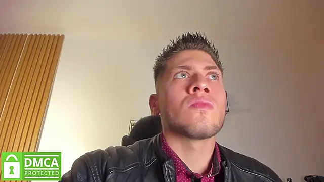 Snapshot of SebastianMaximoff_ chatting on 05-12-26, 08:06 SebastianMaximoff online show from 05-12-26, 08:06