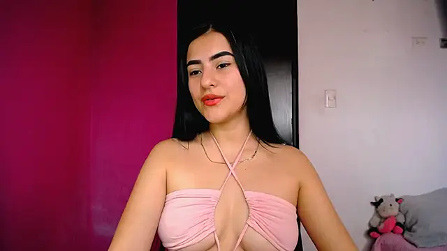 Snapshot of charlotte_petit_ chatting on 02-21-26, 04:19 charlotte petit online show from 02-21-26, 04:19