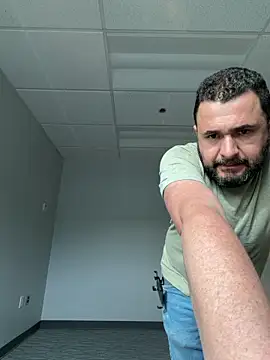 yolanda339 online show from 04-28-26, 12:43