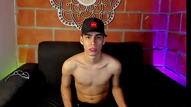 juan posada online show from 03-11-26, 02:28