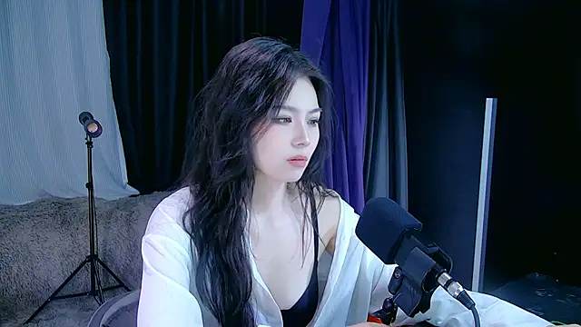 Snapshot of yoyo-o88 chatting on 03-05-26, 01:18 yoyo-o88 online show from 03-05-26, 01:18