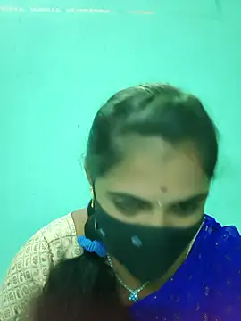 Snapshot of Tamil_Hot_Shana chatting on 05-02-26, 07:35 Tamil Hot Shana online show from 05-02-26, 07:35