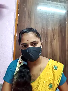 Snapshot of Tamil_Hot_Shana chatting on 05-10-26, 05:18 Tamil Hot Shana online show from 05-10-26, 05:18