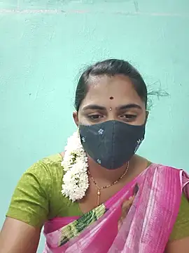 Snapshot of Tamil_Hot_Shana chatting on 05-16-26, 06:17 Tamil Hot Shana online show from 05-16-26, 06:17