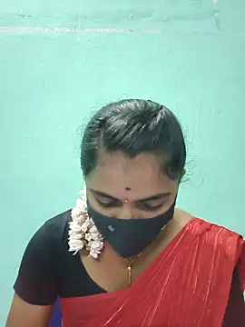 Snapshot of Tamil_Hot_Shana chatting on 05-21-26, 04:25 Tamil Hot Shana online show from 05-21-26, 04:25
