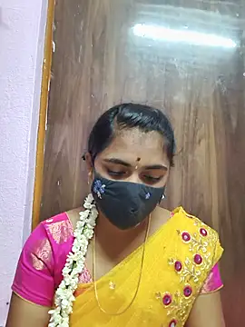 Snapshot of Tamil_Hot_Shana chatting on 05-24-26, 04:45 Tamil Hot Shana online show from 05-24-26, 04:45
