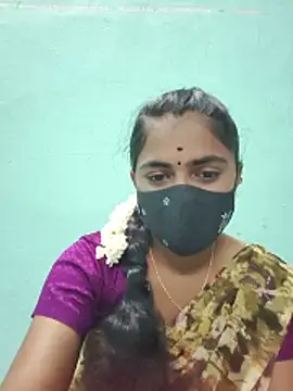 Snapshot of Tamil_Hot_Shana chatting on 06-04-26, 02:34 Tamil Hot Shana online show from 06-04-26, 02:34