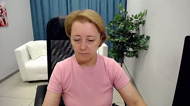 MONA W online show from 06-14-26, 11:23