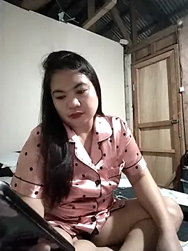 Zyramae 25 online show from 04-20-26, 10:40