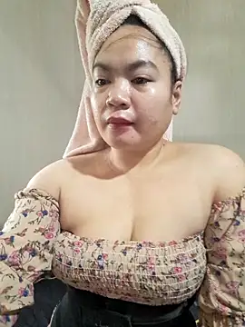Snapshot of Zyramae_25 chatting on 05-03-26, 06:30 Zyramae 25 online show from 05-03-26, 06:30