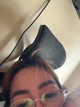 Snapshot of sangkissed92 chatting on 03-07-26, 05:59 sangkissed92 online show from 03-07-26, 05:59