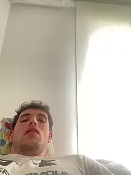 manu156789 online show from 02-05-26, 12:54