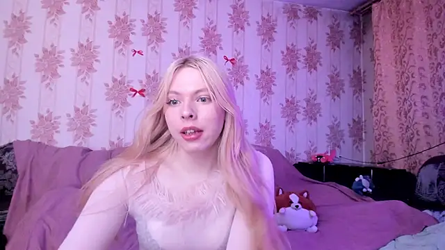 Snapshot of Cutie_Bambi chatting on 02-22-26, 11:20 Cutie Bambi online show from 02-22-26, 11:20