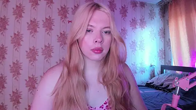 Cutie Bambi online show from 07-16-26, 12:11