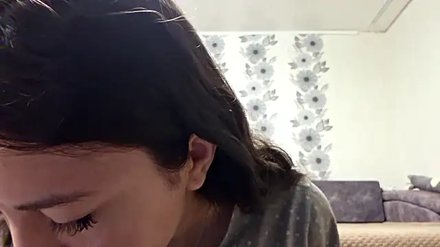 Snapshot of ZyntraLoom chatting on 02-11-26, 02:00 ZyntraLoom online show from 02-11-26, 02:00