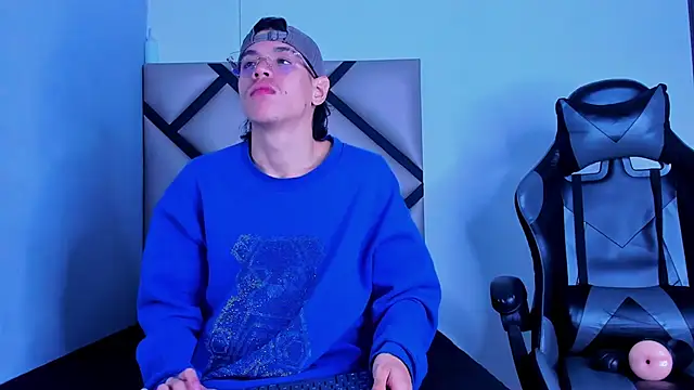 Bennet-Gray online show from 02-27-26, 04:34