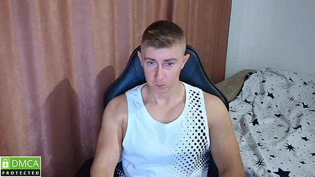 Snapshot of TodMusclePower9 chatting on 05-14-26, 12:12 TodMusclePower9 online show from 05-14-26, 12:12