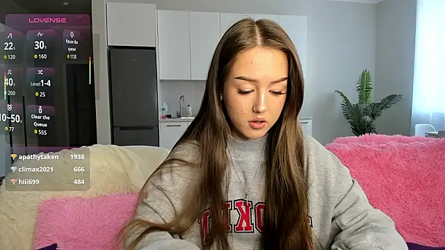 G0od girl online show from 02-13-26, 08:32