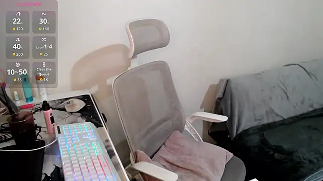 AustrianGirl99AtWork online show from 02-12-26, 12:27