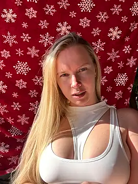 Ellie-rosee online show from 03-02-26, 07:15