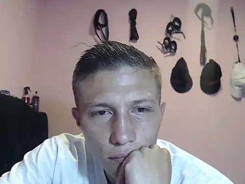 Cronos Hot 8 online show from 03-06-26, 08:55