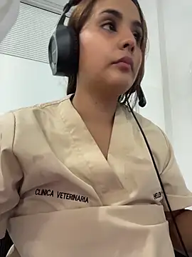 Noa Harper- online show from 03-08-26, 02:04