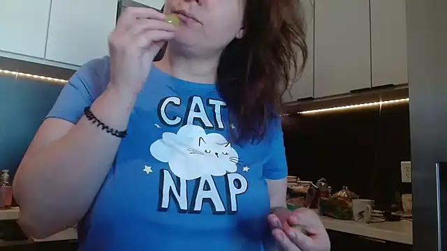 Snapshot of HazelSkyesChat chatting on 03-08-26, 06:55 HazelSkyesChat online show from 03-08-26, 06:55