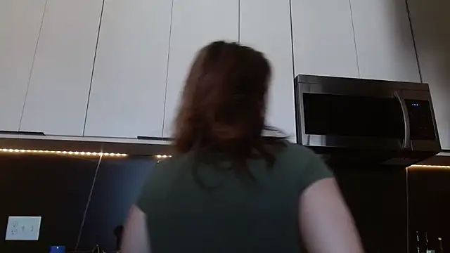 Snapshot of HazelSkyesChat chatting on 03-09-26, 05:50 HazelSkyesChat online show from 03-09-26, 05:50