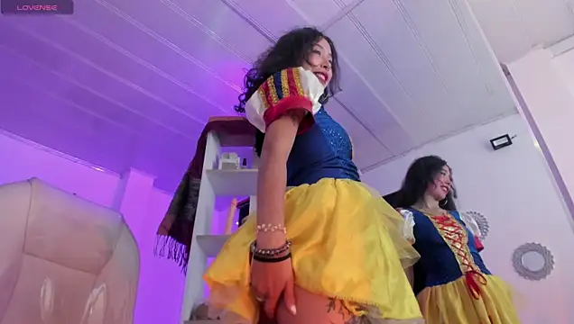 Miniadelf online show from 04-19-26, 08:11