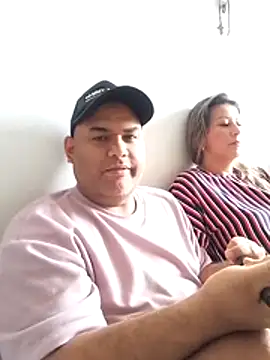 wessAndSandri online show from 02-25-26, 07:56