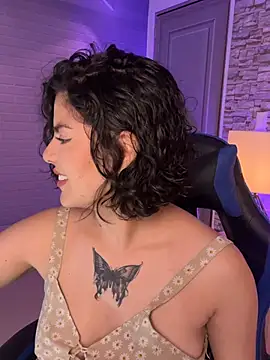 butterflyx39 online show from 04-21-26, 11:49