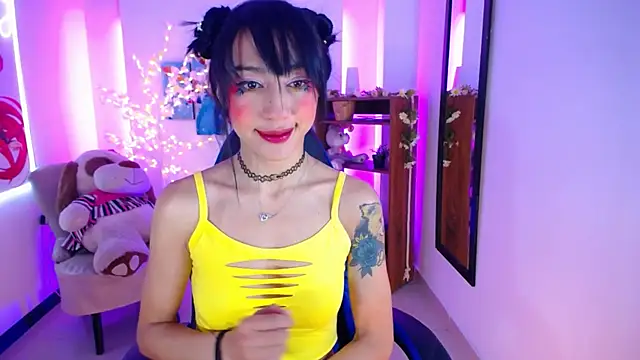 Snapshot of FIORELLA_L chatting on 06-27-26, 12:22 FIORELLA L online show from 06-27-26, 12:22