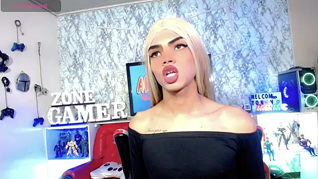 Karol Vanessa   online show from 06-03-26, 02:33
