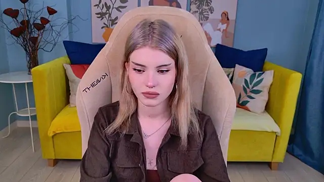 ScarletBlackwood online show from 03-24-26, 05:01