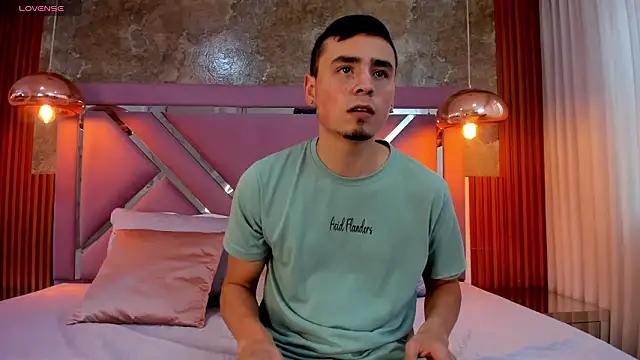 ChloeandAdam online show from 03-08-26, 09:29