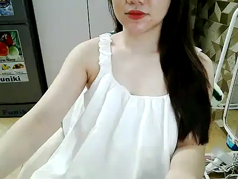 Snapshot of Amy8386 chatting on 02-07-26, 04:43 Amy8386 online show from 02-07-26, 04:43