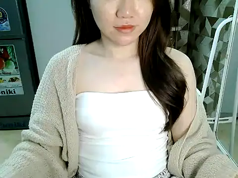 Snapshot of Amy8386 chatting on 02-09-26, 04:49 Amy8386 online show from 02-09-26, 04:49